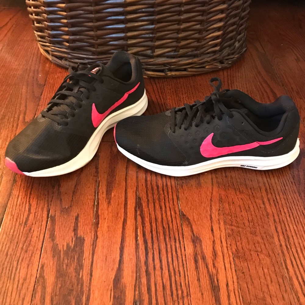 Nike Downshifter 7 Running Shoes